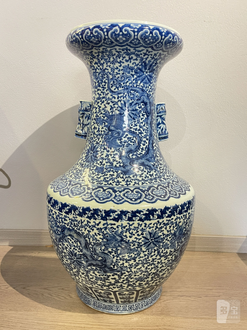 清中期 青花龙穿花纹双耳盘口大瓶 - 图2